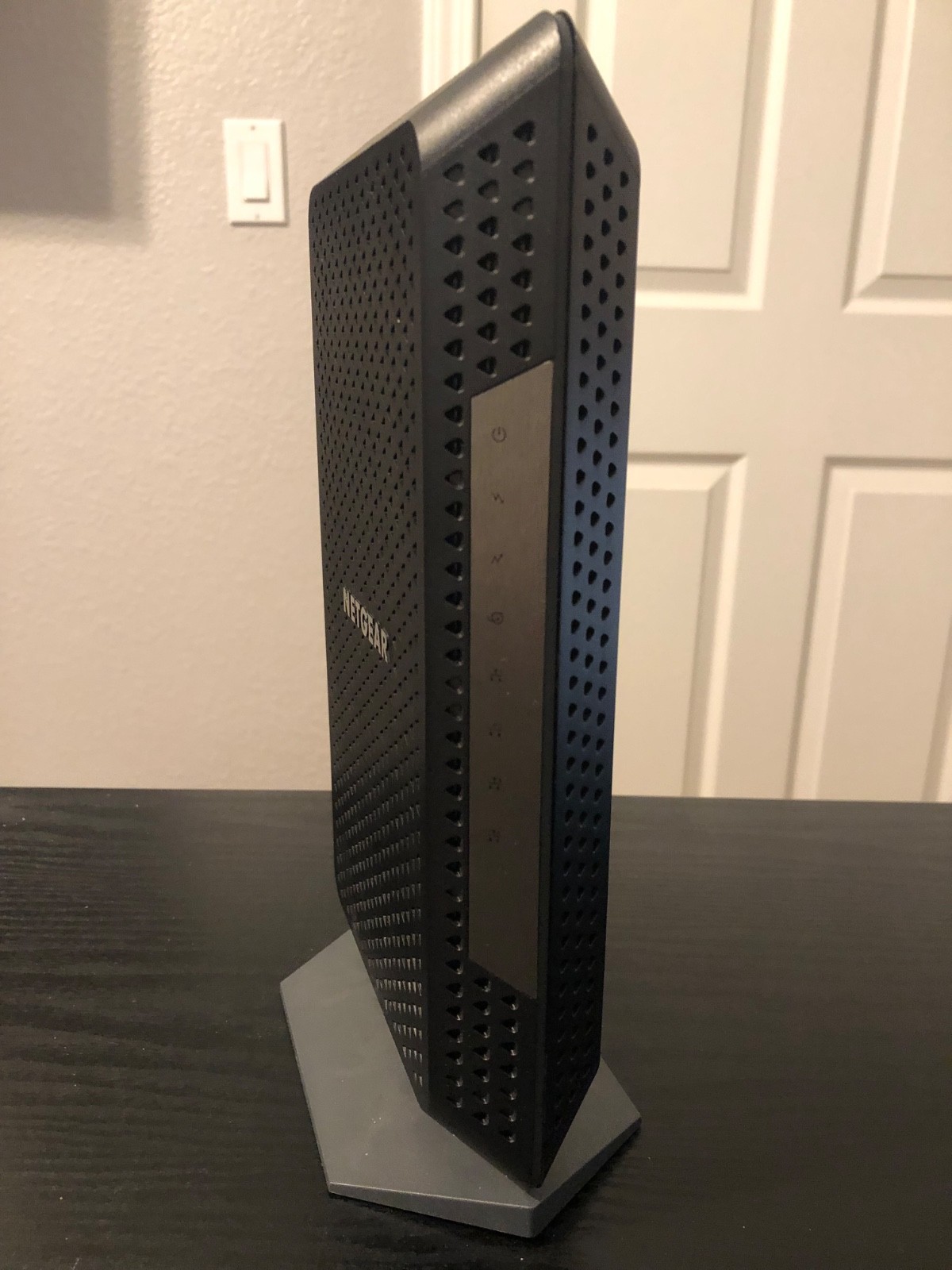 NETGEAR Nighthawk CM1200-100NAS DOCSIS 3.1 Cable Modem
