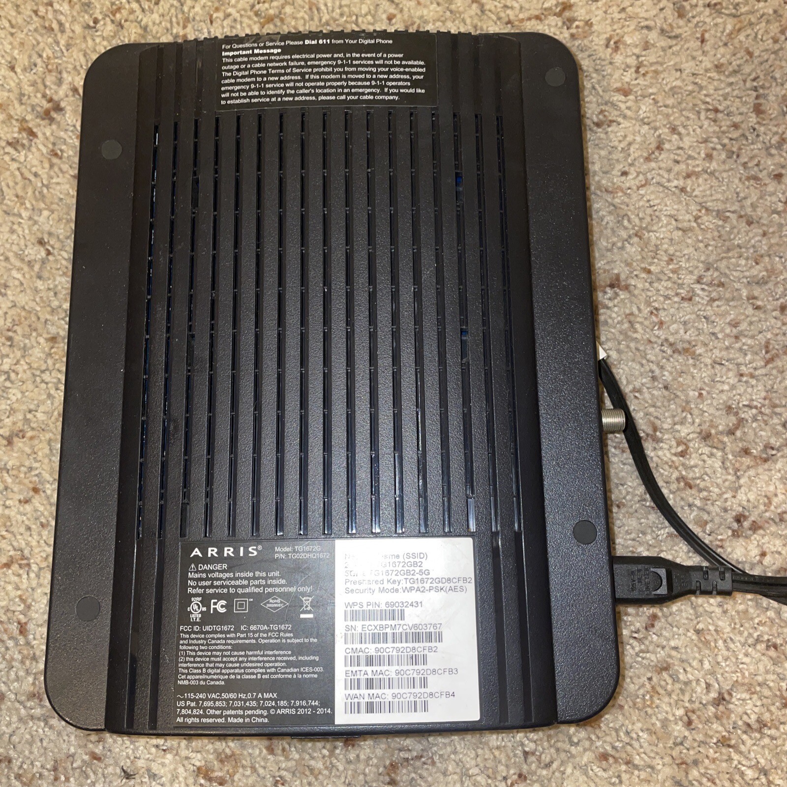 Arris TG1672G Touchstone Telephony Gateway WIFI 2.5 & 5.0GHz Cable Modem Router