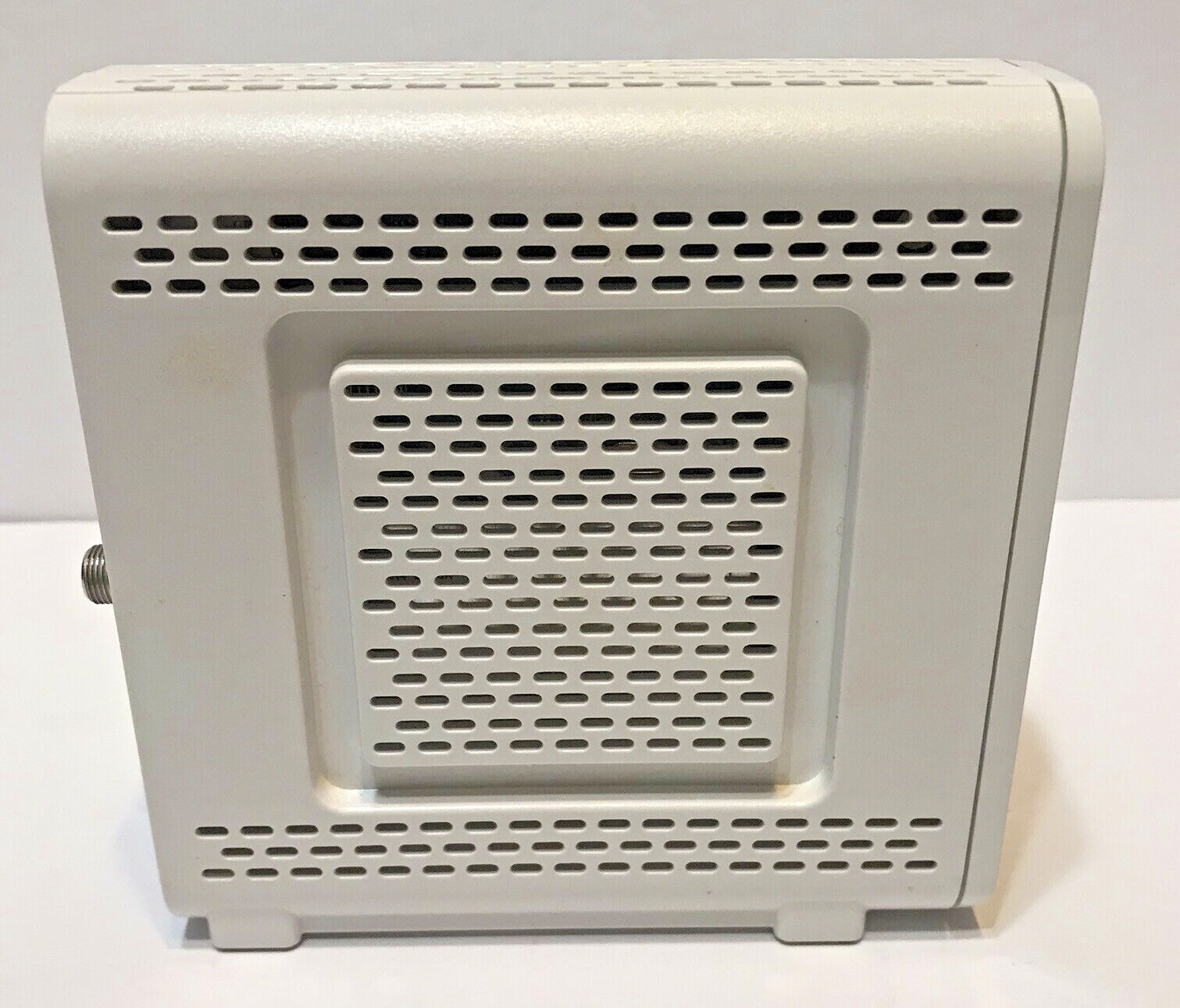 Motorola SURFboard SB6141 Cable Modem Power Supply Not Included