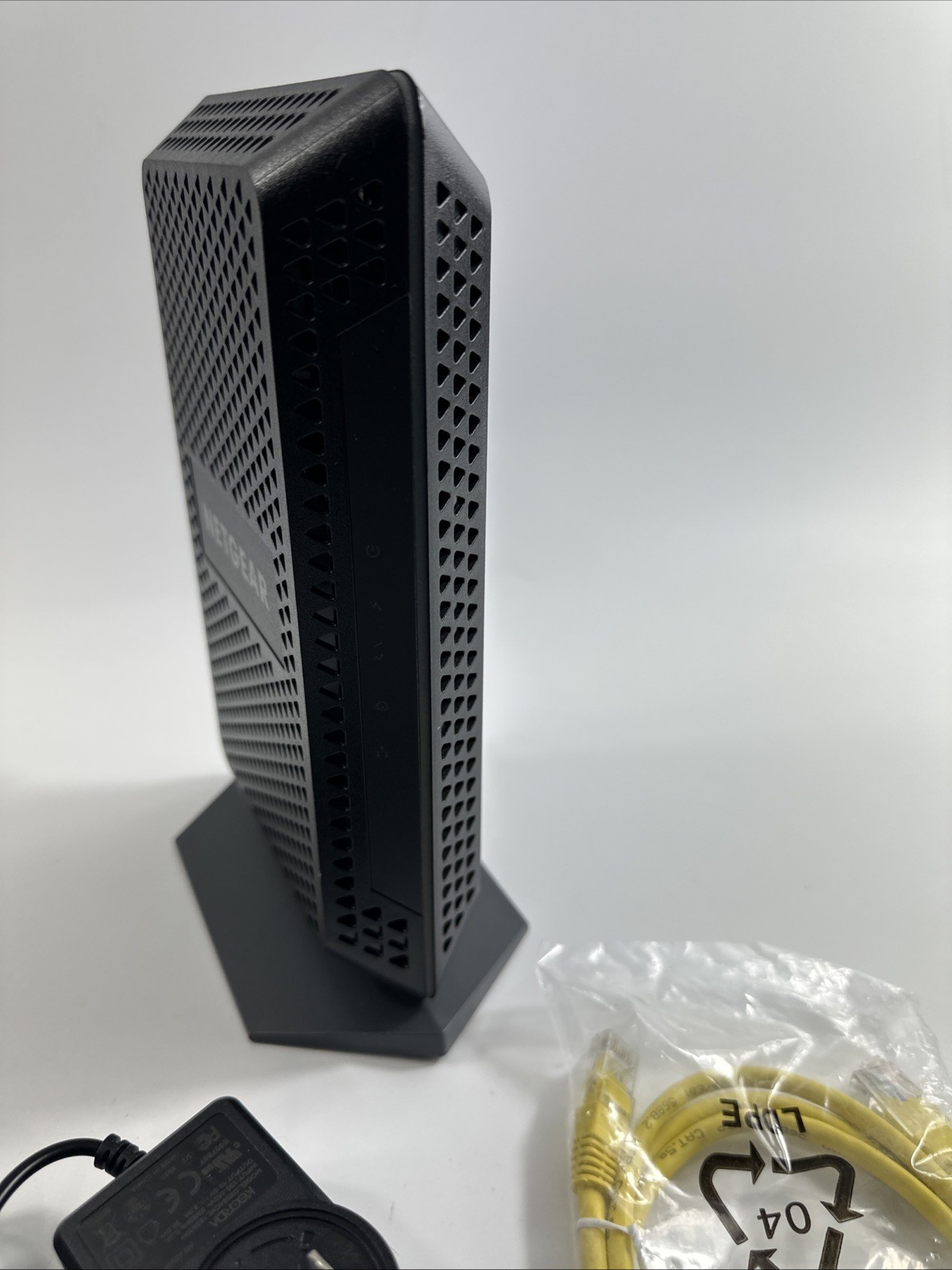 NETGEAR CM600 960Mbps DOCSIS 3.0 Cable Modem w/ Power Supply Works