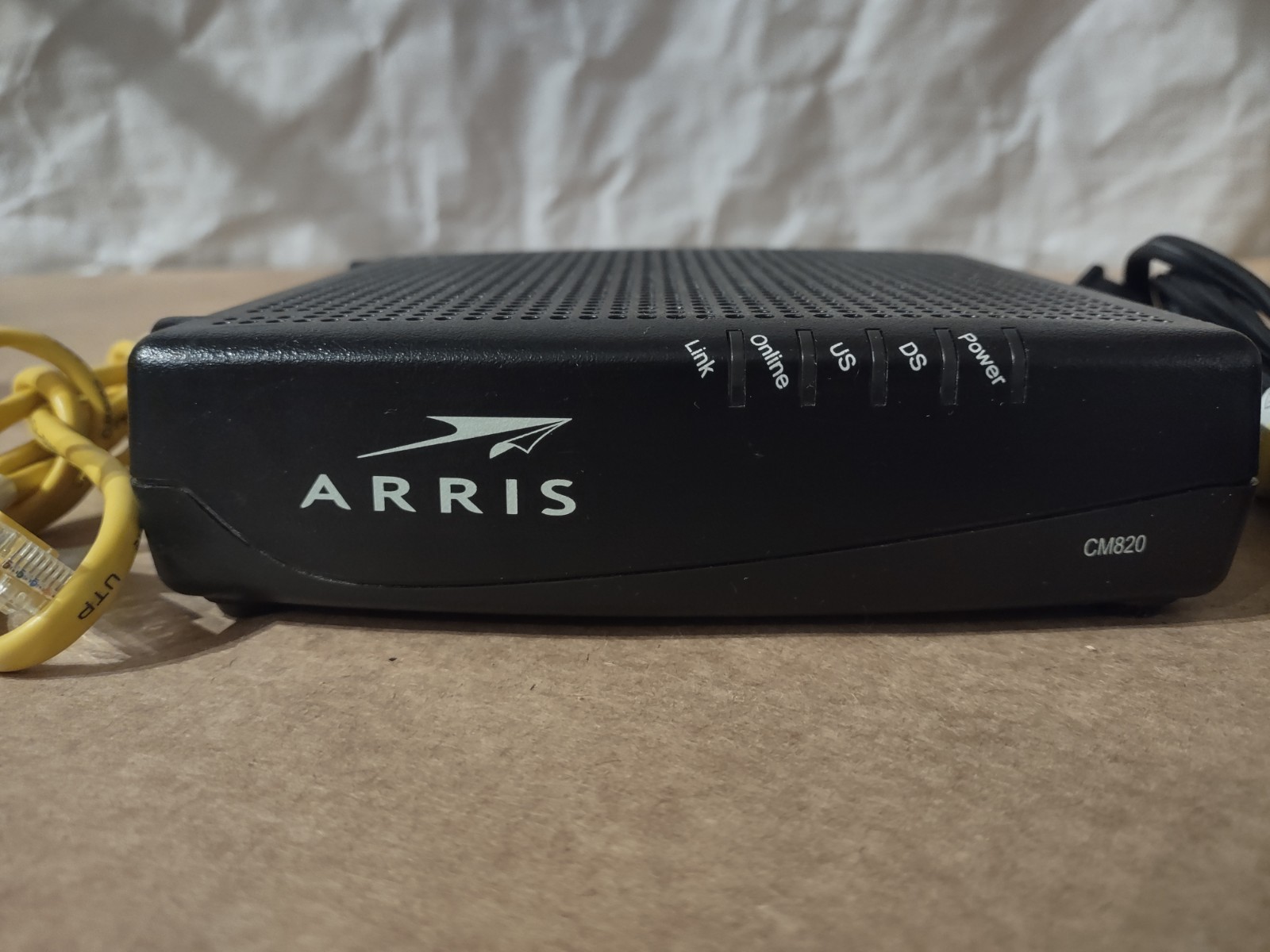 Arris CM820A with/Power Cable And Ethernet Cord Free Shipping