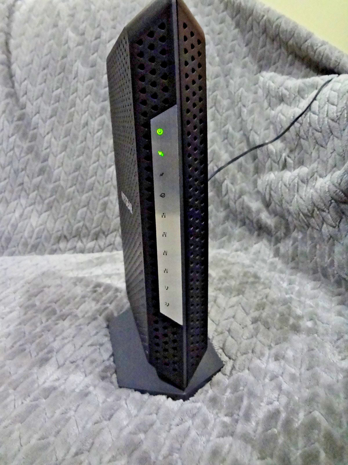 NETGEAR CM1150V Nighthawk Multi-Gig Speed Cable Modem for XFINITY Voice
