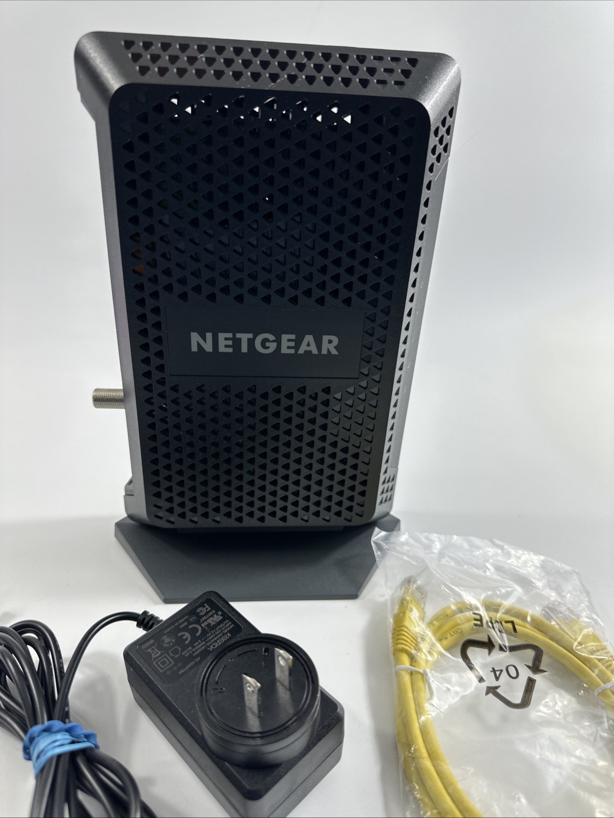 NETGEAR CM600 960Mbps DOCSIS 3.0 Cable Modem w/ Power Supply Works