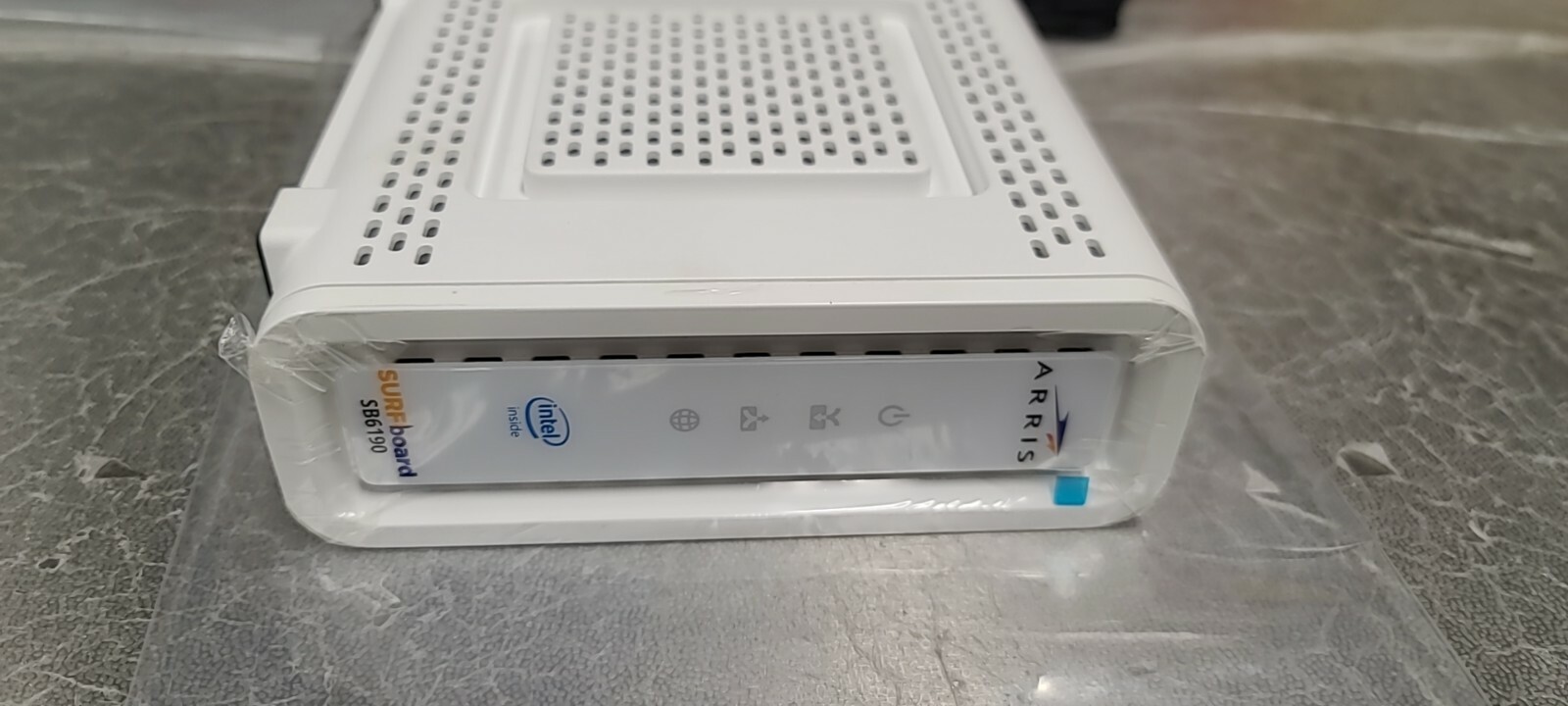 ARRIS Surfboard SB6190 – 32×8 Docsis 3.0 Cable Modem – White