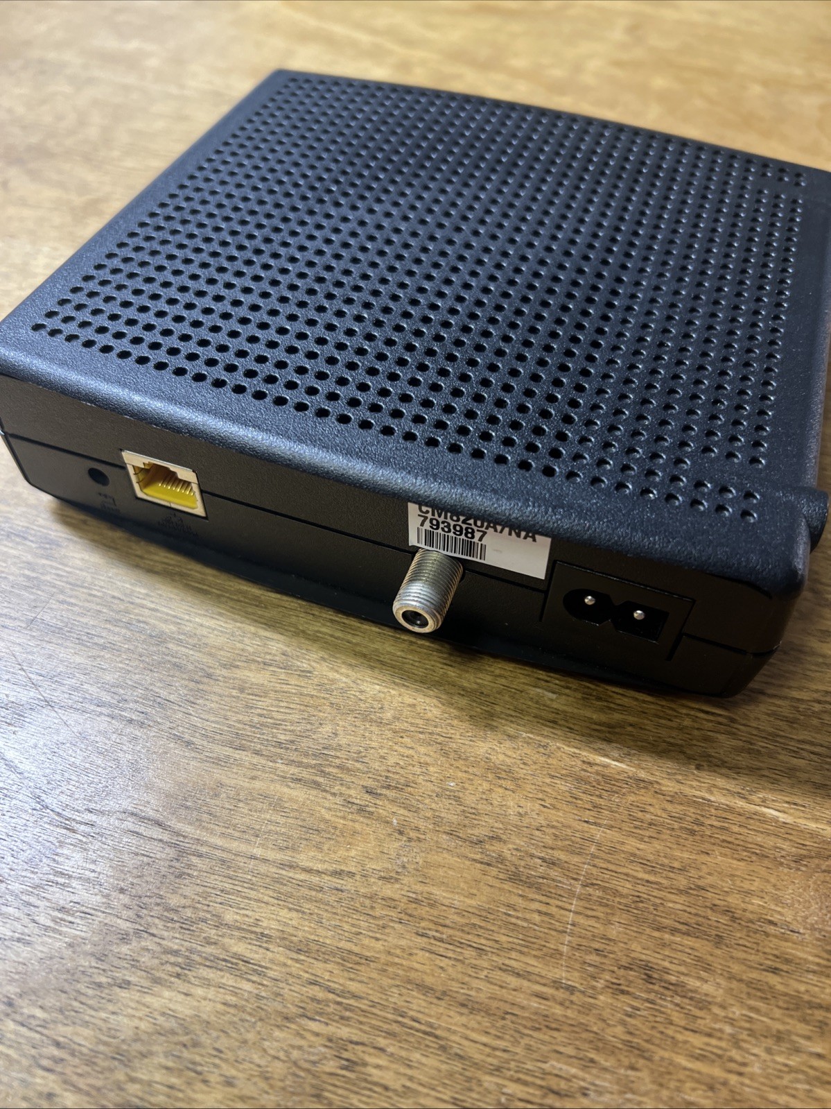ARRIS CM820A DOCSIS 3.0 Cable Modem