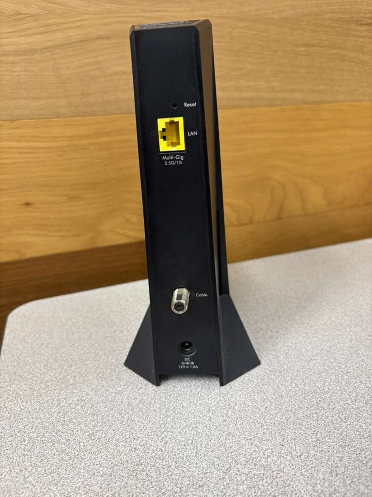 NETGEAR Nighthawk CM2000 DOCSIS 3.1 Cable Modem 2.5Gbps Ethernet Multi-Gig