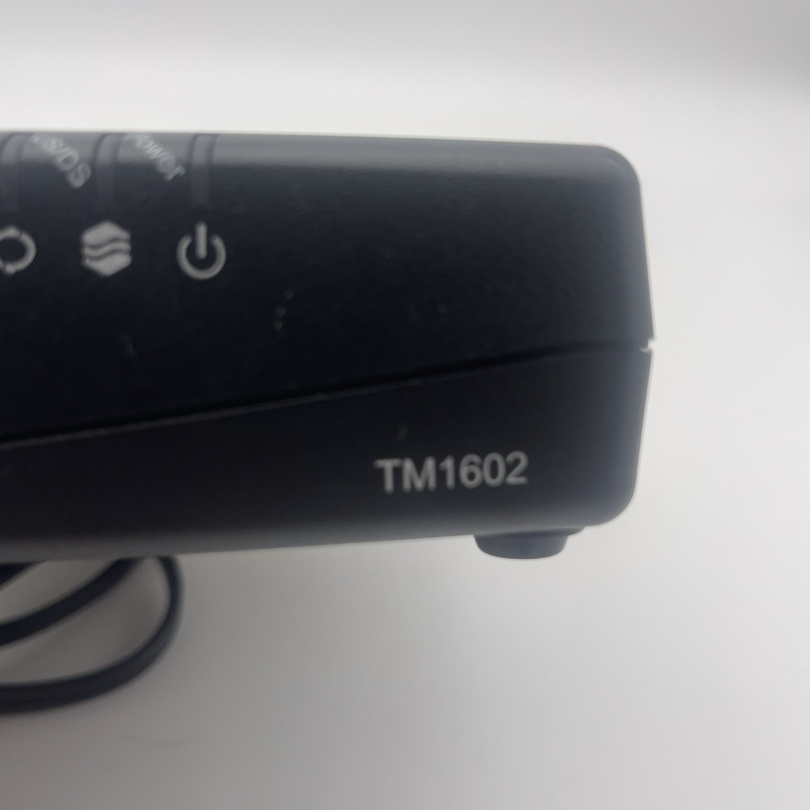 Arris TM1602 Cable Modem DOCSIS Optimum With Power Cord and Ethernet Cable