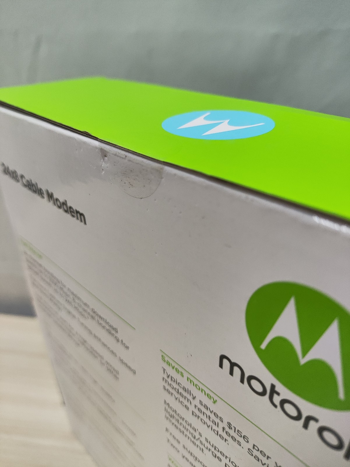 Motorola 24×8 Cable Modem Model MB7621 DOCSIS 3.0 1000+Mbps WiFi Router