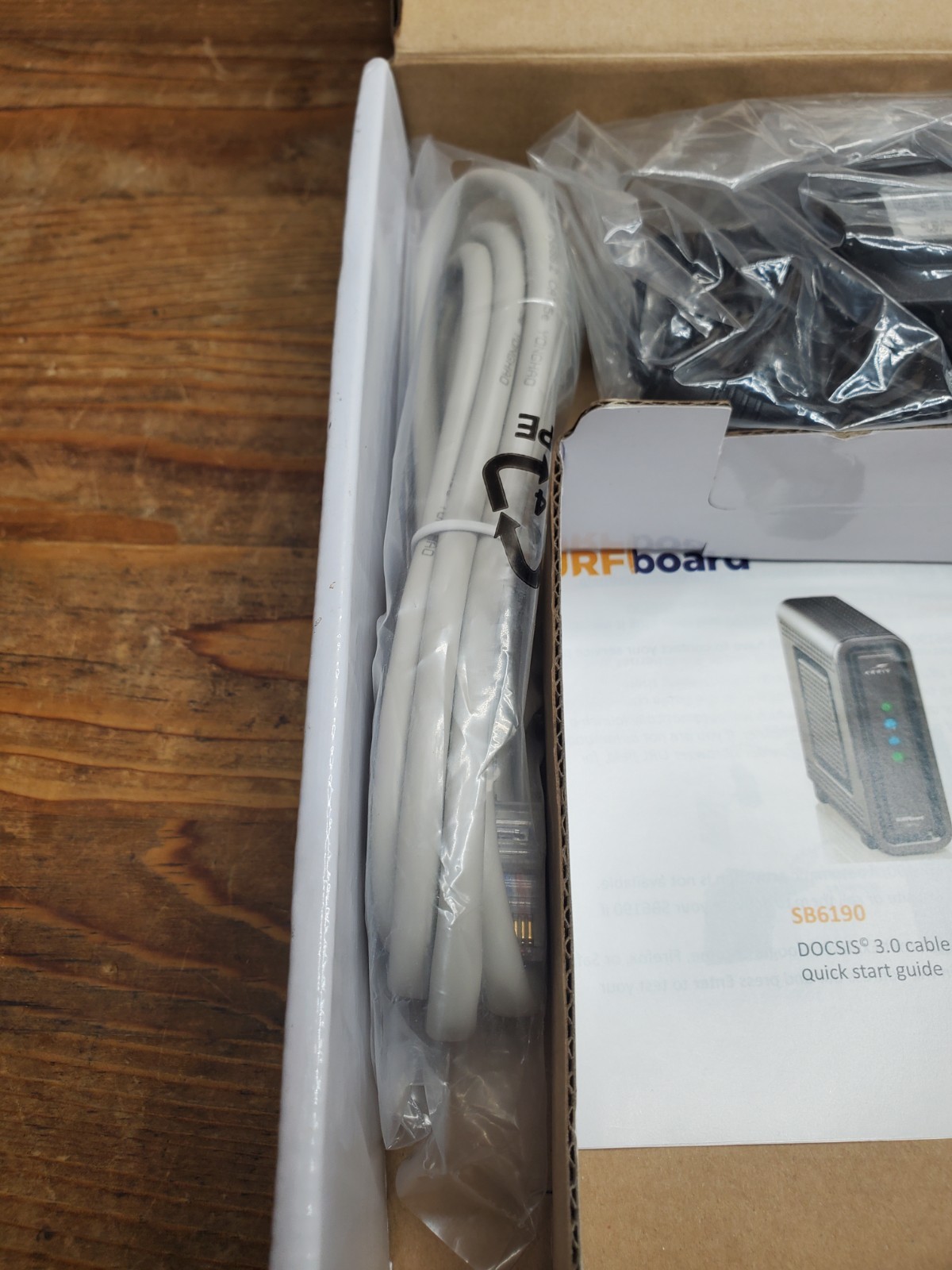 ARRIS SURFboard SB6190 DOCSIS 3.0 32 x 8 Gigabit Cable Modem White