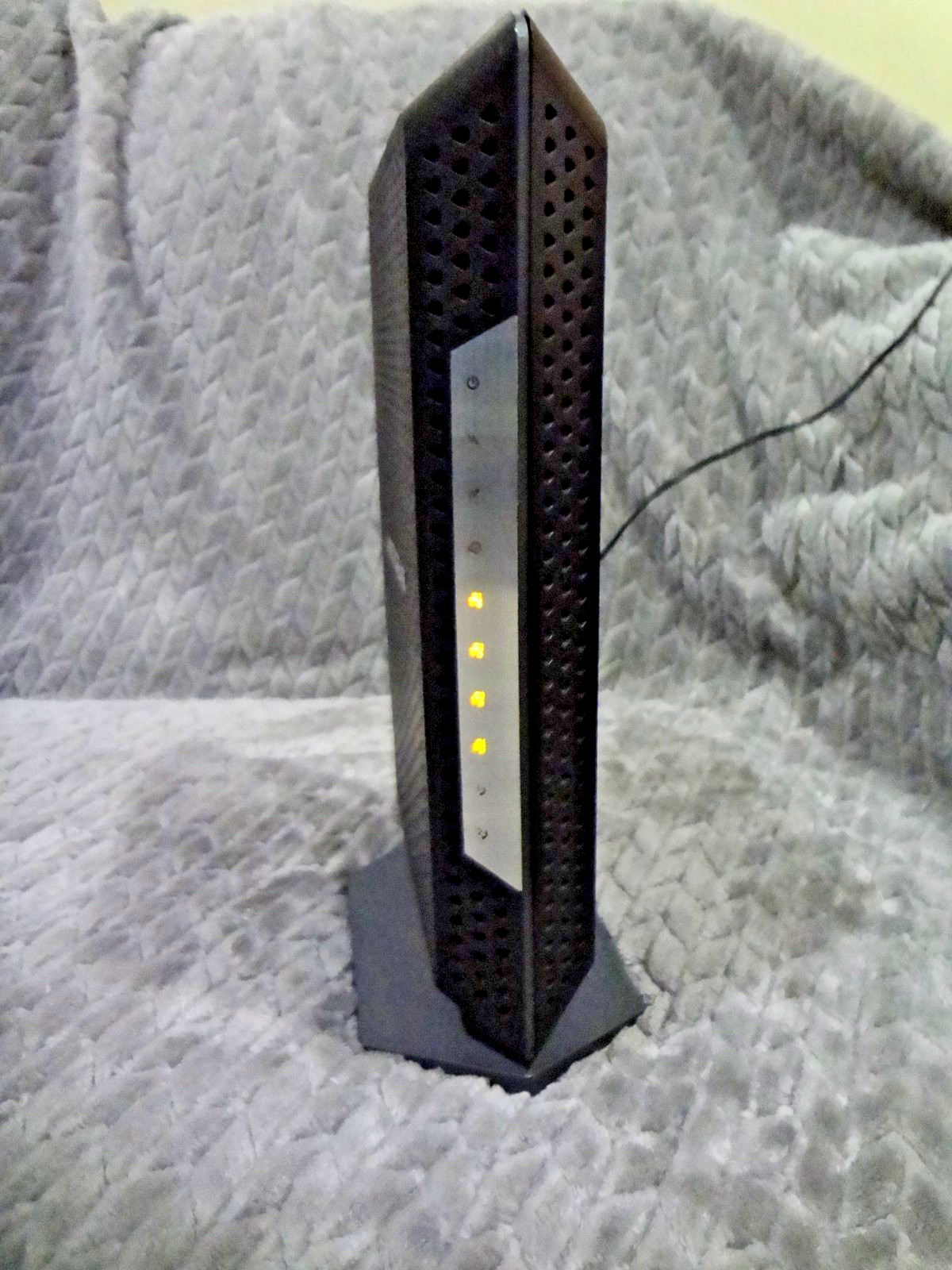 NETGEAR CM1150V Nighthawk Multi-Gig Speed Cable Modem for XFINITY Voice