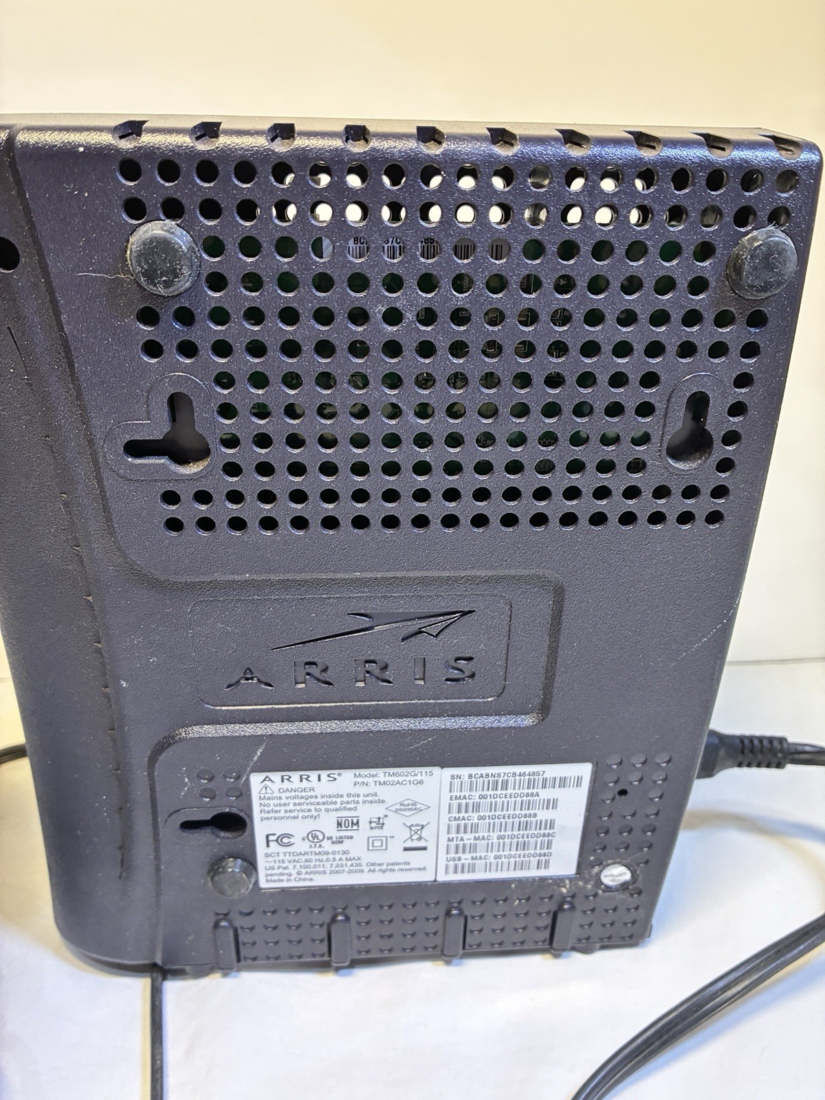 ARRIS – Touchstone TM602G Cable Modem – Reliable High-Speed Internet