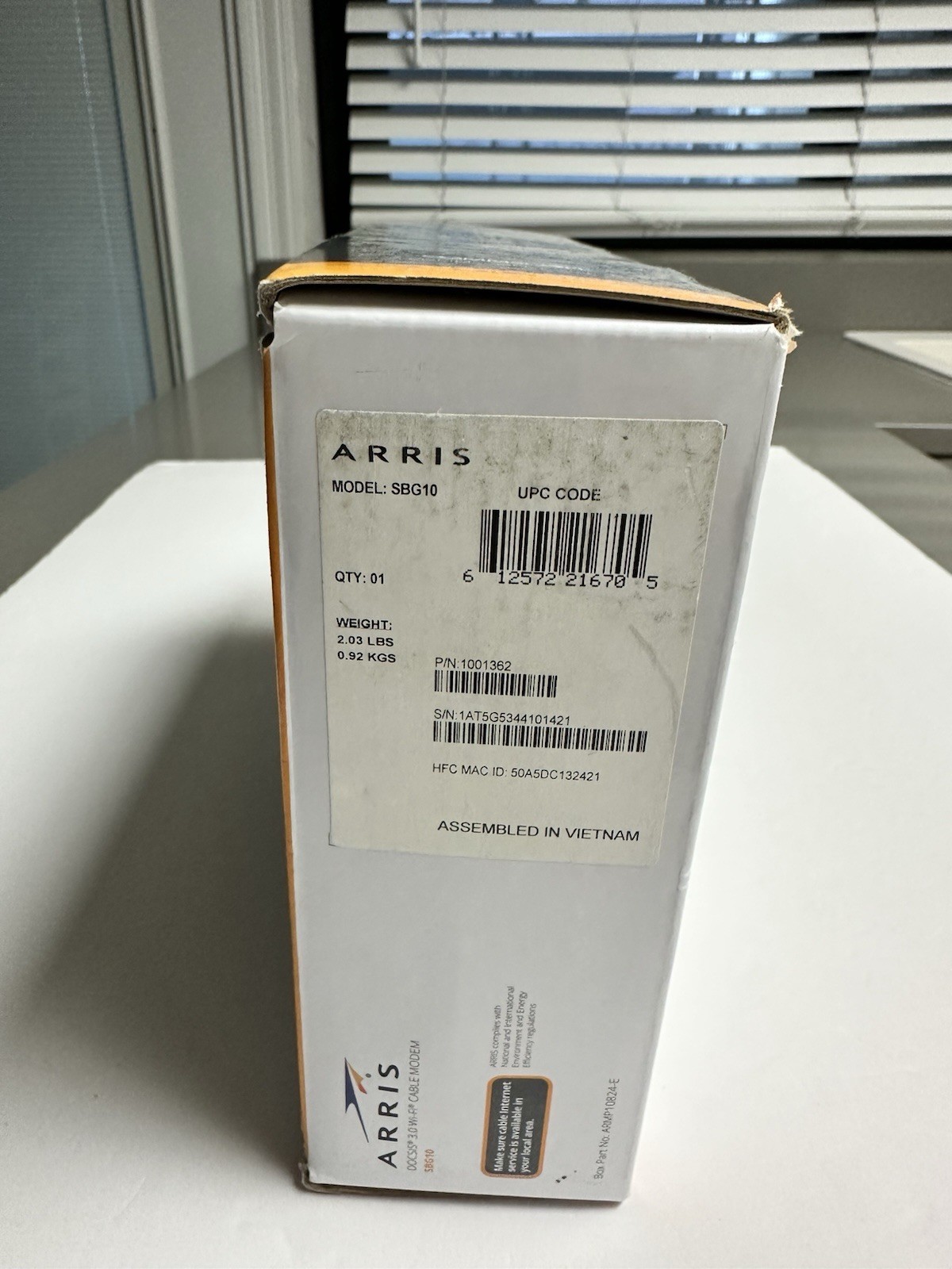 ARRIS SURFboard SBG10 Cable Modem Router AC1600 DOCSIS 3.0 WiFi