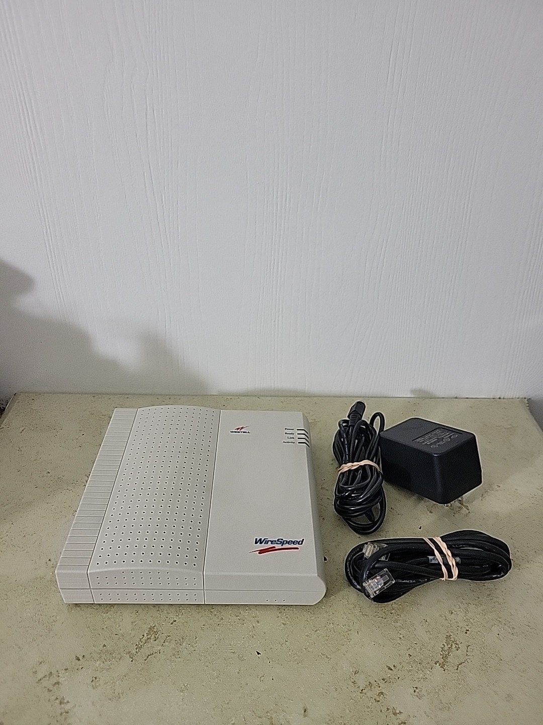 Vintage Westell DSL Modem (B90-36R516)