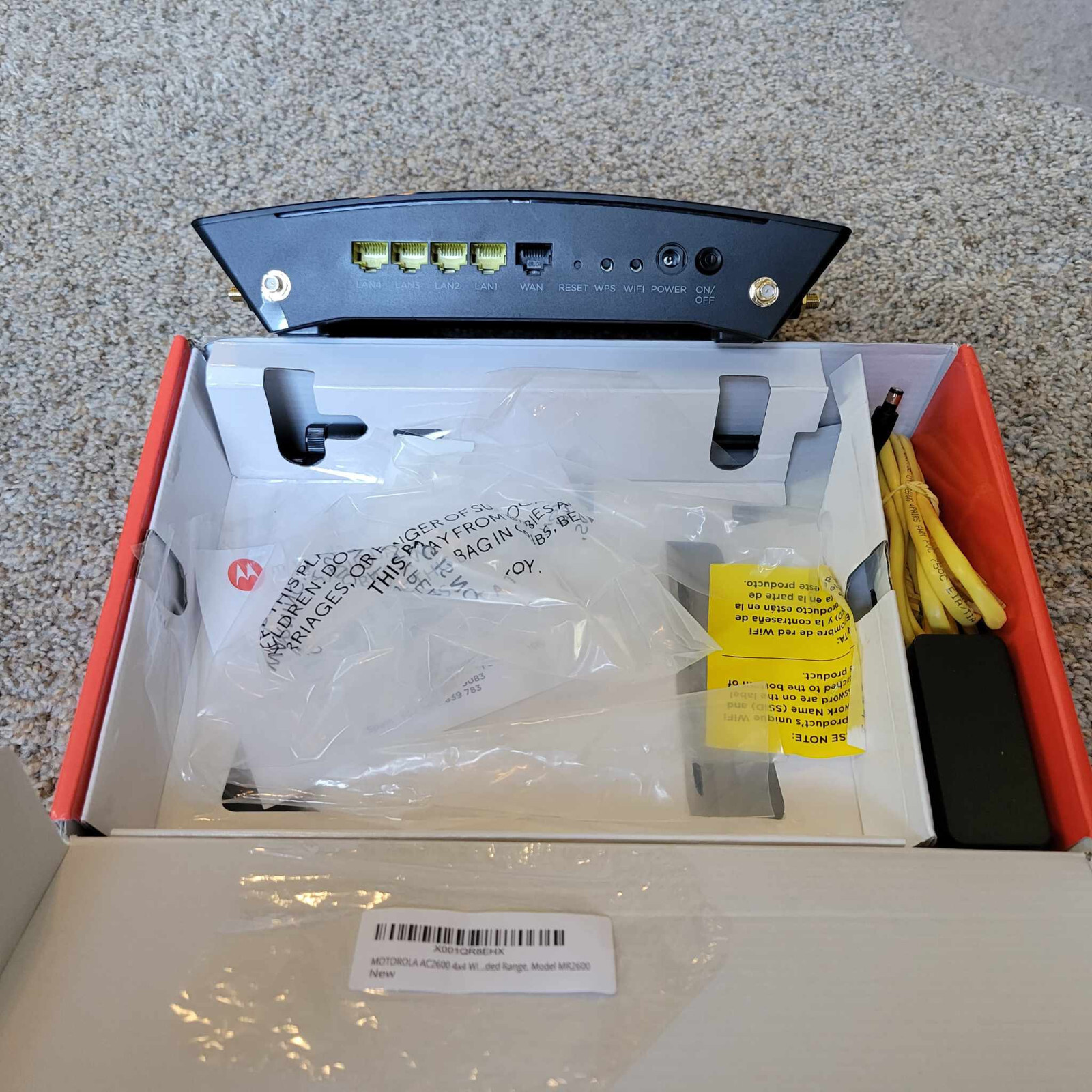 MOTOROLA AC2600 4×4 WiFi Smart Gigabit Router with Extended Range, Model MR2600