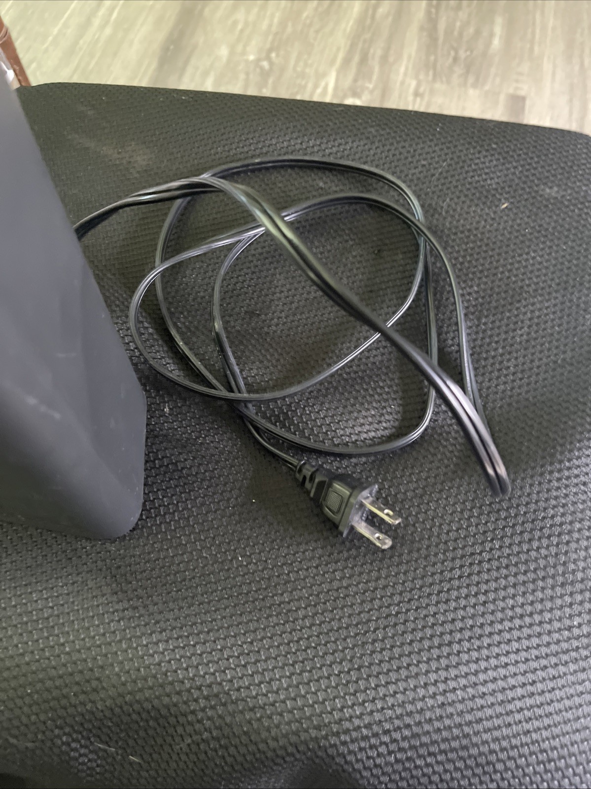 Xfinity XB6-T CGM4140COM WiFi Router & Cable Modem – With A/C Cable