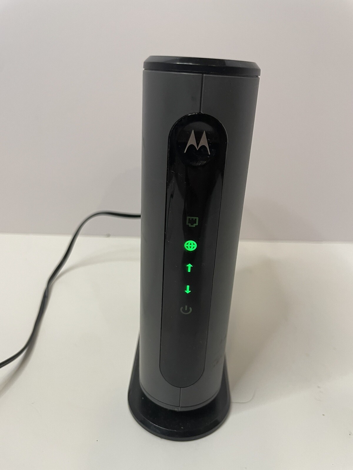 MOTOROLA 16×4 Cable Modem MB7420 / 686 Mbps DOCSIS 3.0 – With Power Cables