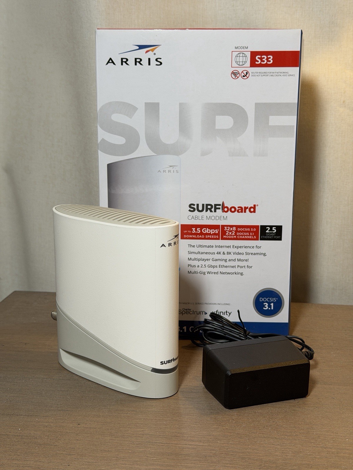 ARRIS S33 2.5 Gbps Ethernet Port – White