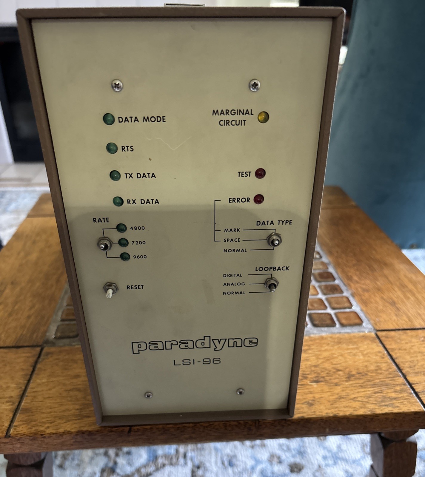 Paradyne LSI-96 Used Modem Museum Grade