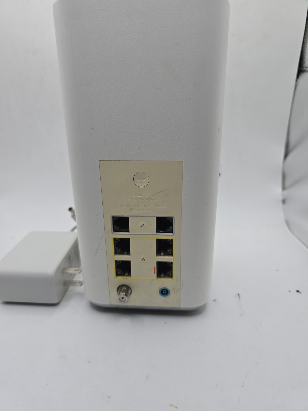 Infinity XB7-T Gigabit Modem WiFi Router With Power Cord