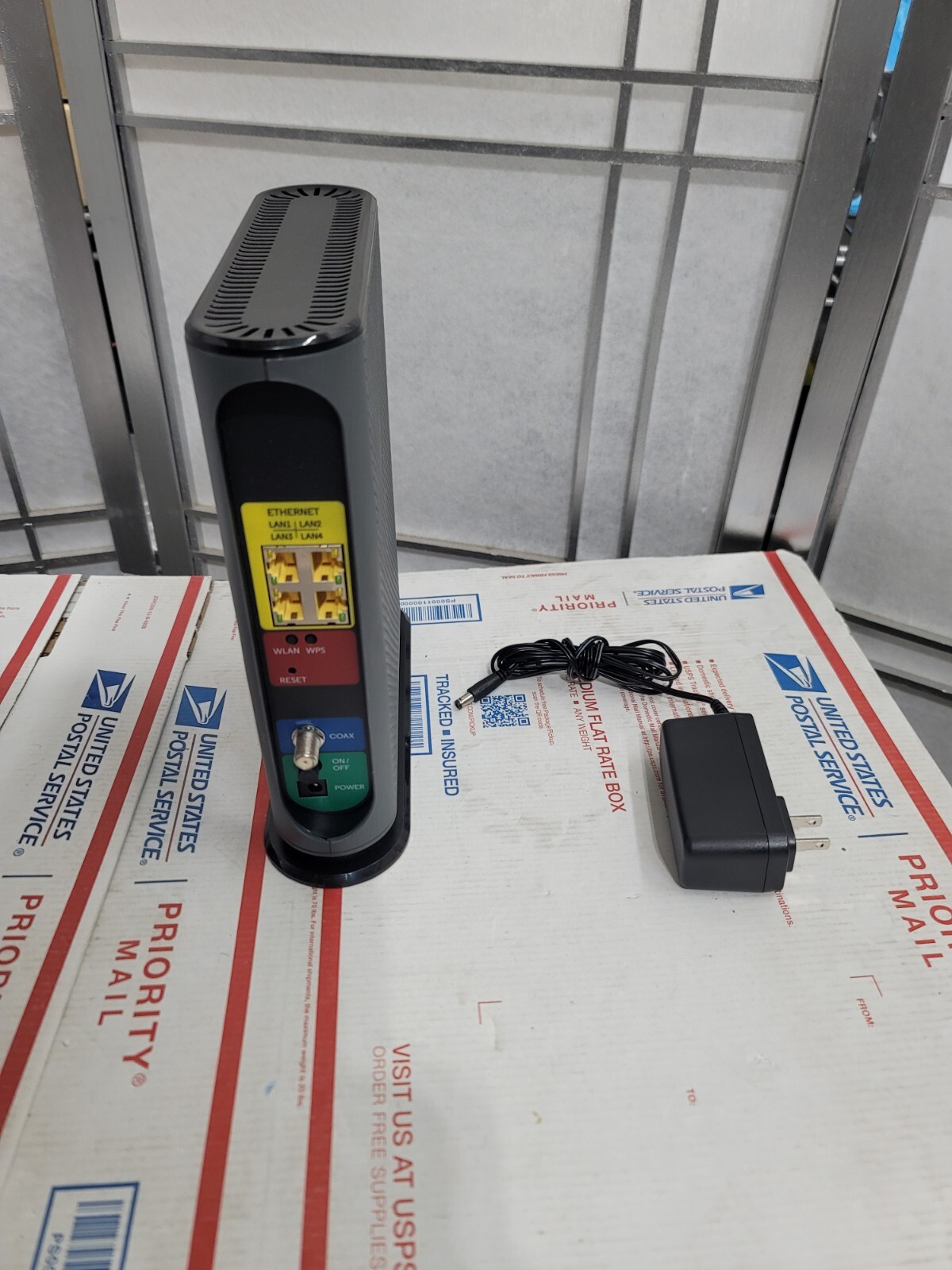Motorola MG7550 16×4 Cable Modem Plus AC1900 Wi-Fi Router 2.4G/5G MINT FAST SHIP