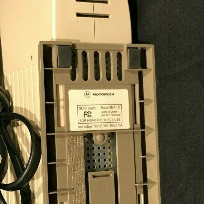 Motorola SURFboard SB4100 (SB4100) 38 Mbps