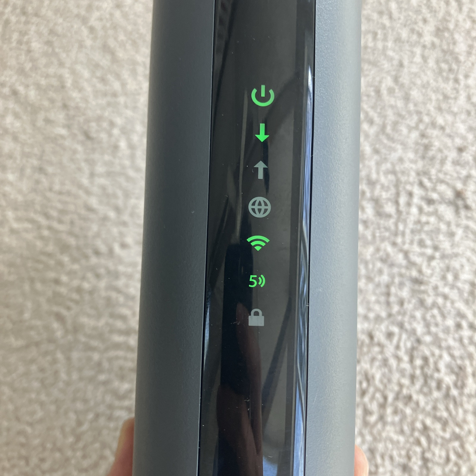 Motorola MG7540 3.0 16×4 Cable Modem Plus AC1600 WIFI Router