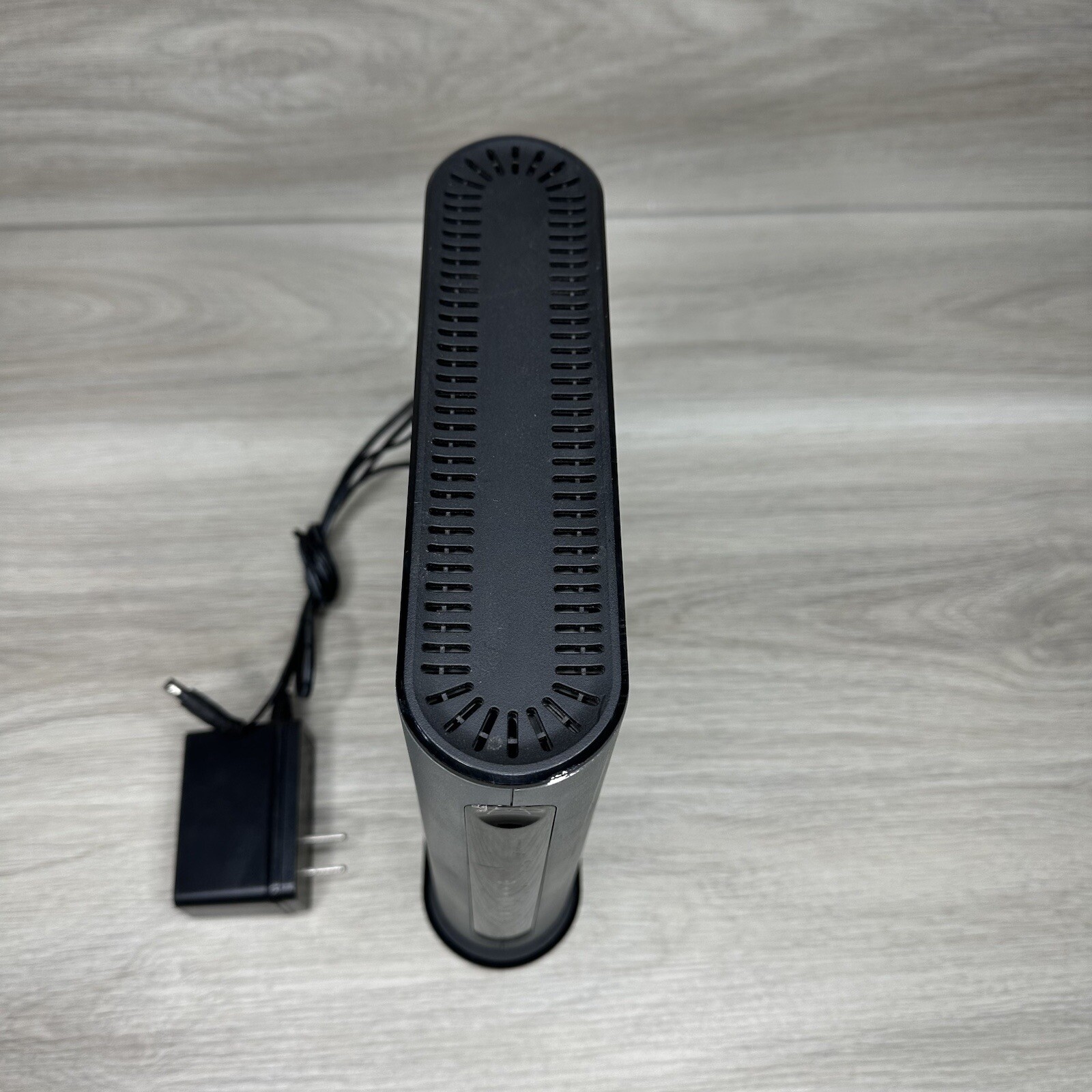 Motorola MG7550 16×4 Cable Modem Plus AC1900 Wi-Fi Router 2.4G/5G