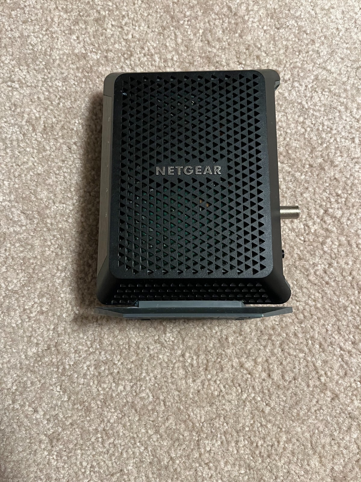 NETGEAR Cable Modem CM700 High Speed Cable Modem | DOCSIS 3.0 with Power Cord