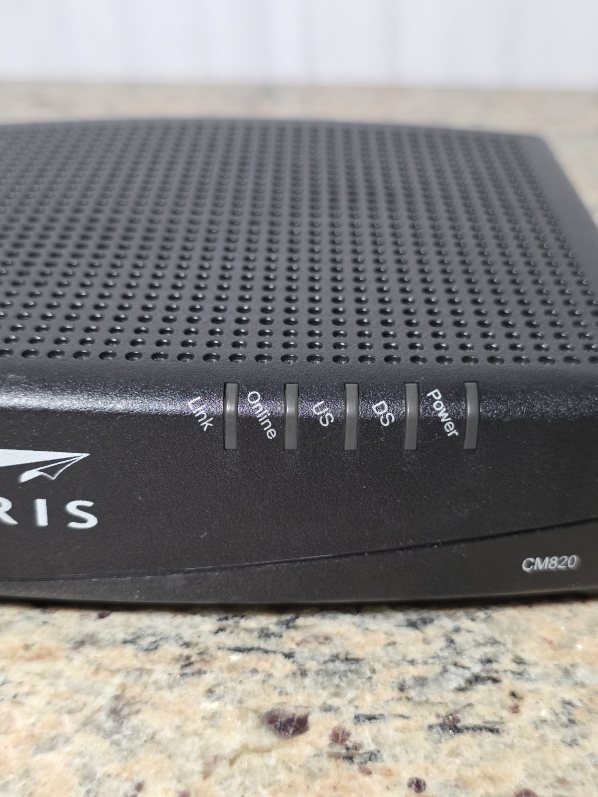 ARRIS Model: CM820A TC00DLD820 CM820A/NA DOCSIS 3.0 Cable Modem w/ Power Cord