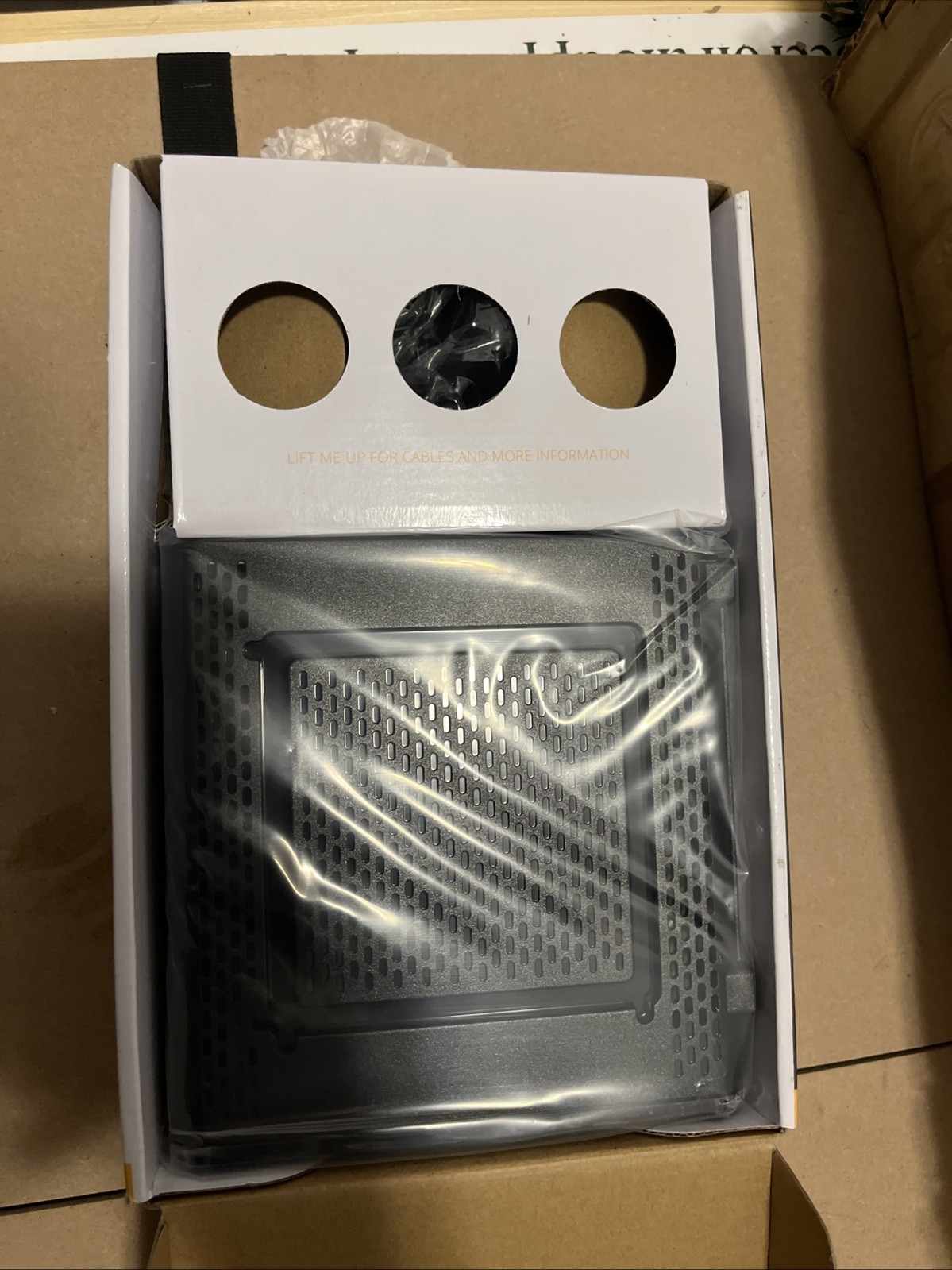 ARRIS SURFboard SBG10 Dual Band AC1600 Docsis 3 WIFI Cable Modem & Router In One