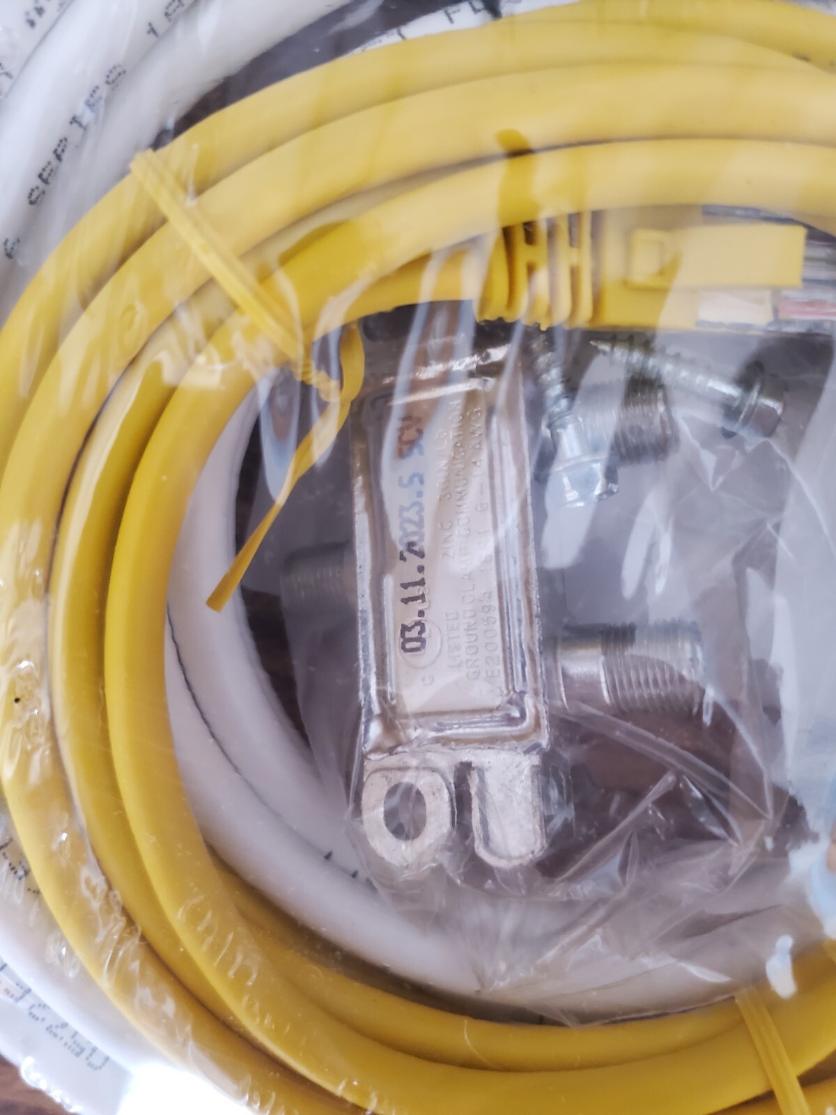 HSD Kit (2 Way Spliter 7ft Ethernet Cable & 6ft, 12ft Coax Jumper plus Splitter)