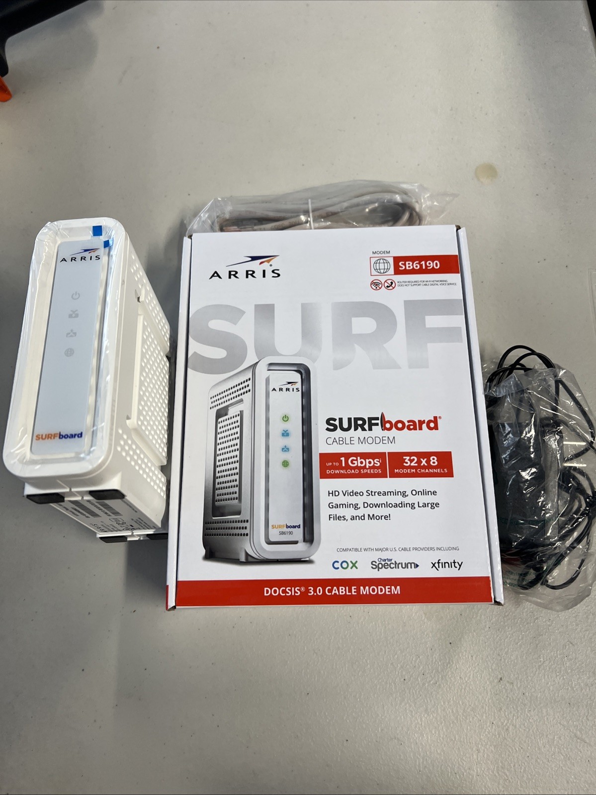 Arris SURFboard DOCSIS 3.0 Cable Modem 1Gbps 32×8 Channels SB6190 NOB