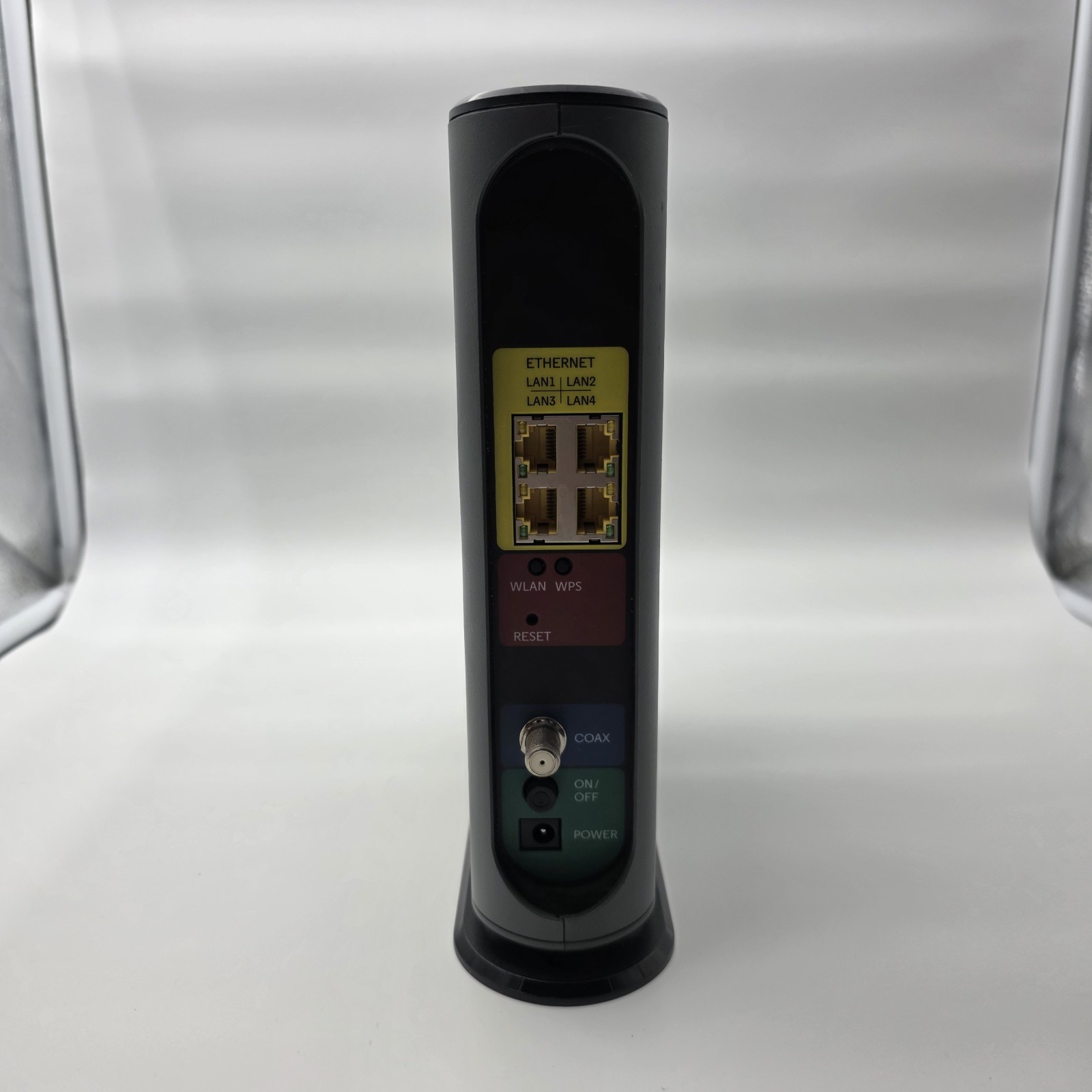 Motorola MG7550 Dual Band AC1900 Cable Modem and Wi-Fi Gigabit Router