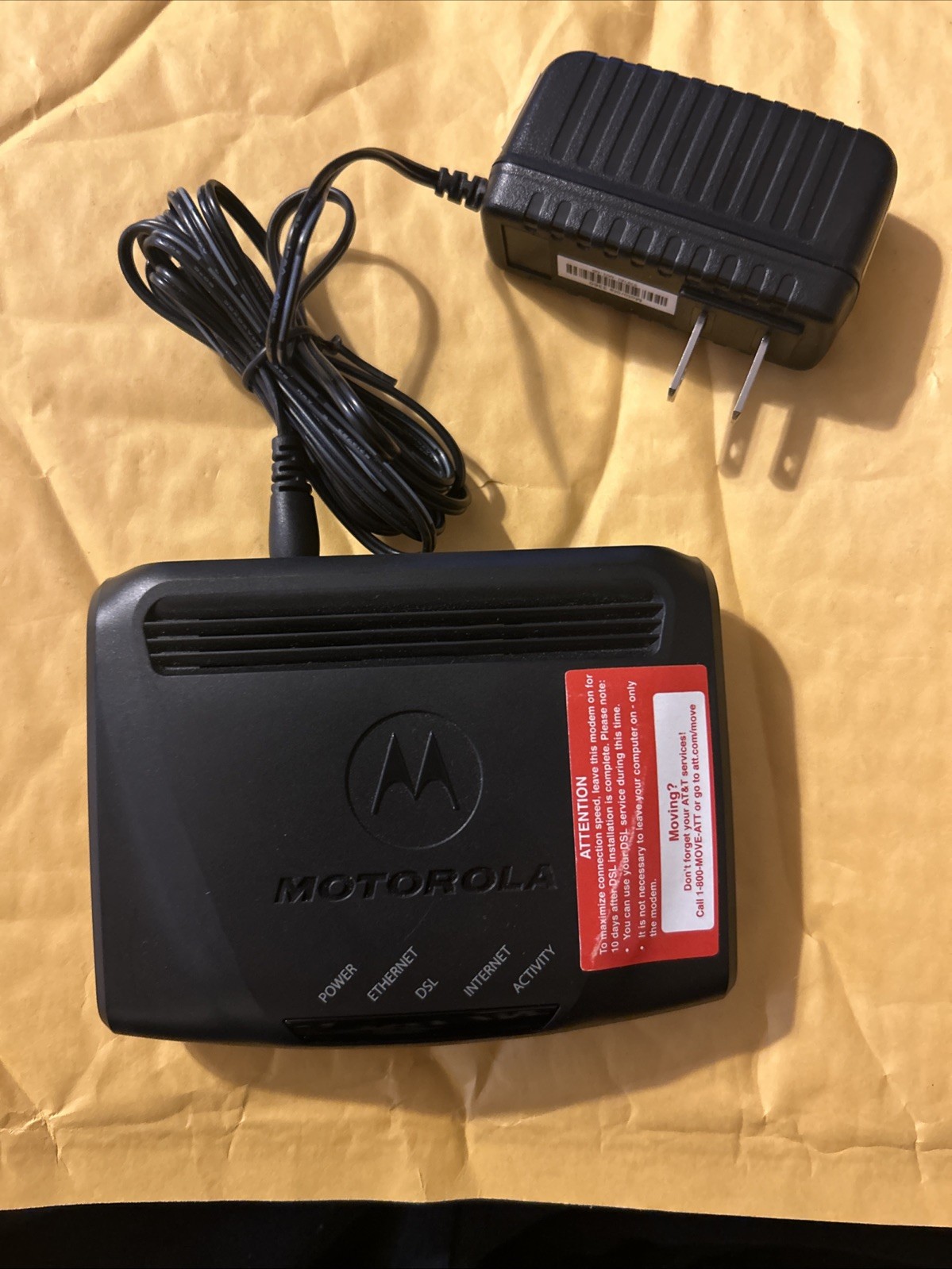 Motorola 3360 (581211-001-00) 24 Mbps DSL/G (only power cable included)