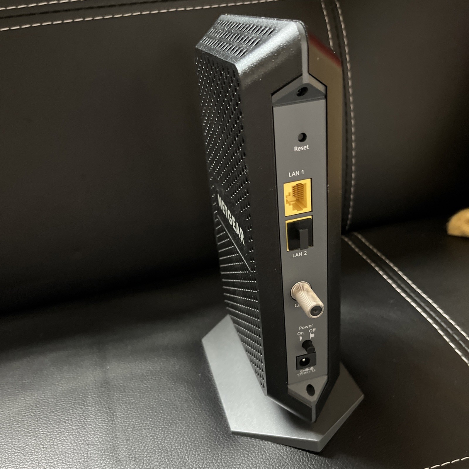 NETGEAR Nighthawk CM1100 Cable Modem