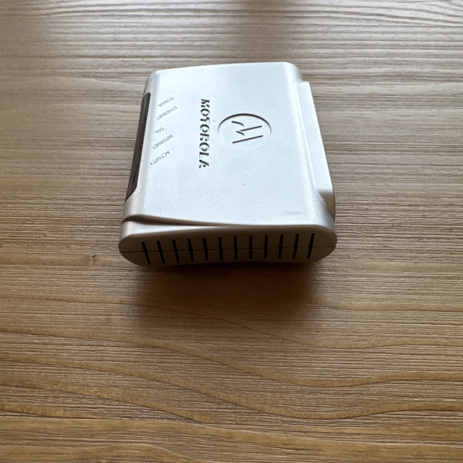 TESTED Motorola 2210-02-1006 High Speed Internet DSL Modem, Power Supply Adapter