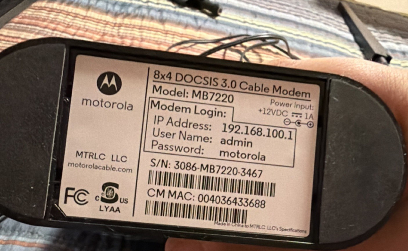 Motorola MB7220 DOCSIS 3.0 Cable Modem Black Cable Modems & Routers Model MB7220