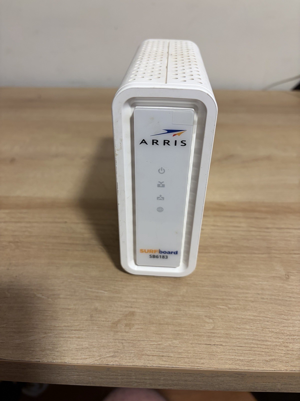 ARRIS SB6183 White Cable Modem 686 MBPS Xfinity Cox Spectrum DOCSIS 3.0