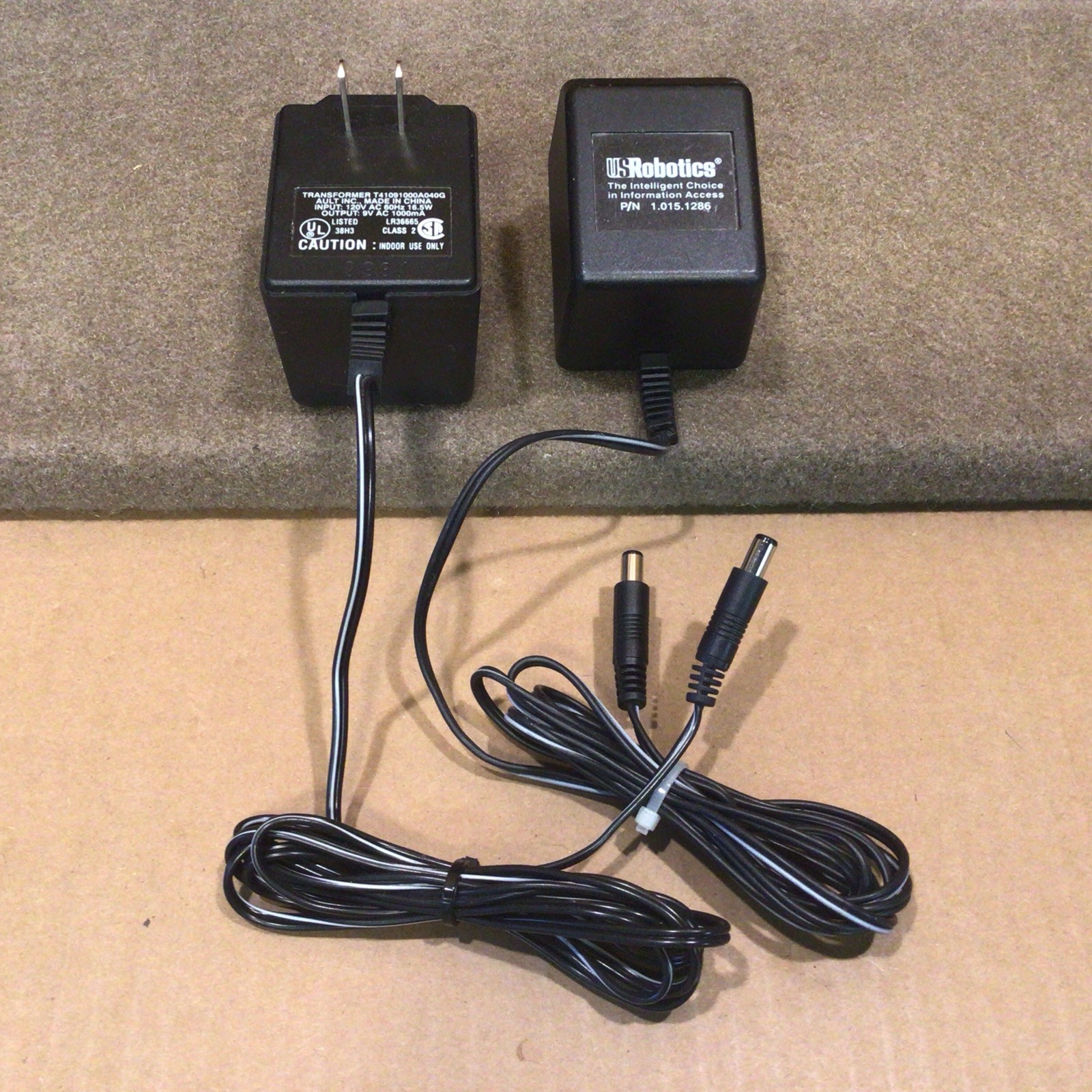 Two (2) U.S. Robotics AC Power Adapter 9V AC T41091000A040G 1.015.1286 TESTED