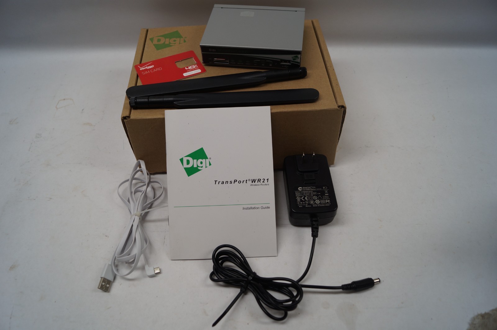 DIGI TransPort WR21 WR21-L52B-DE1-SU Cellular Router Original Box WORKING D332