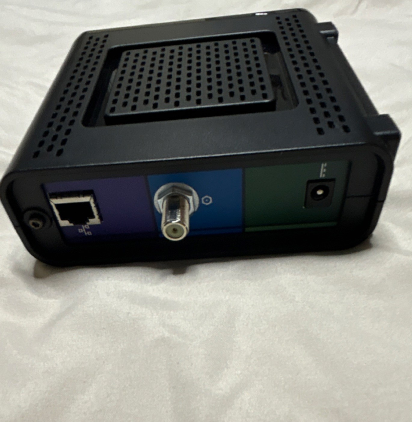 ARRIS Surfboard SB6121 DOCSIS 3.0 Cable Modem 172 Mbps Black w/ Adapter