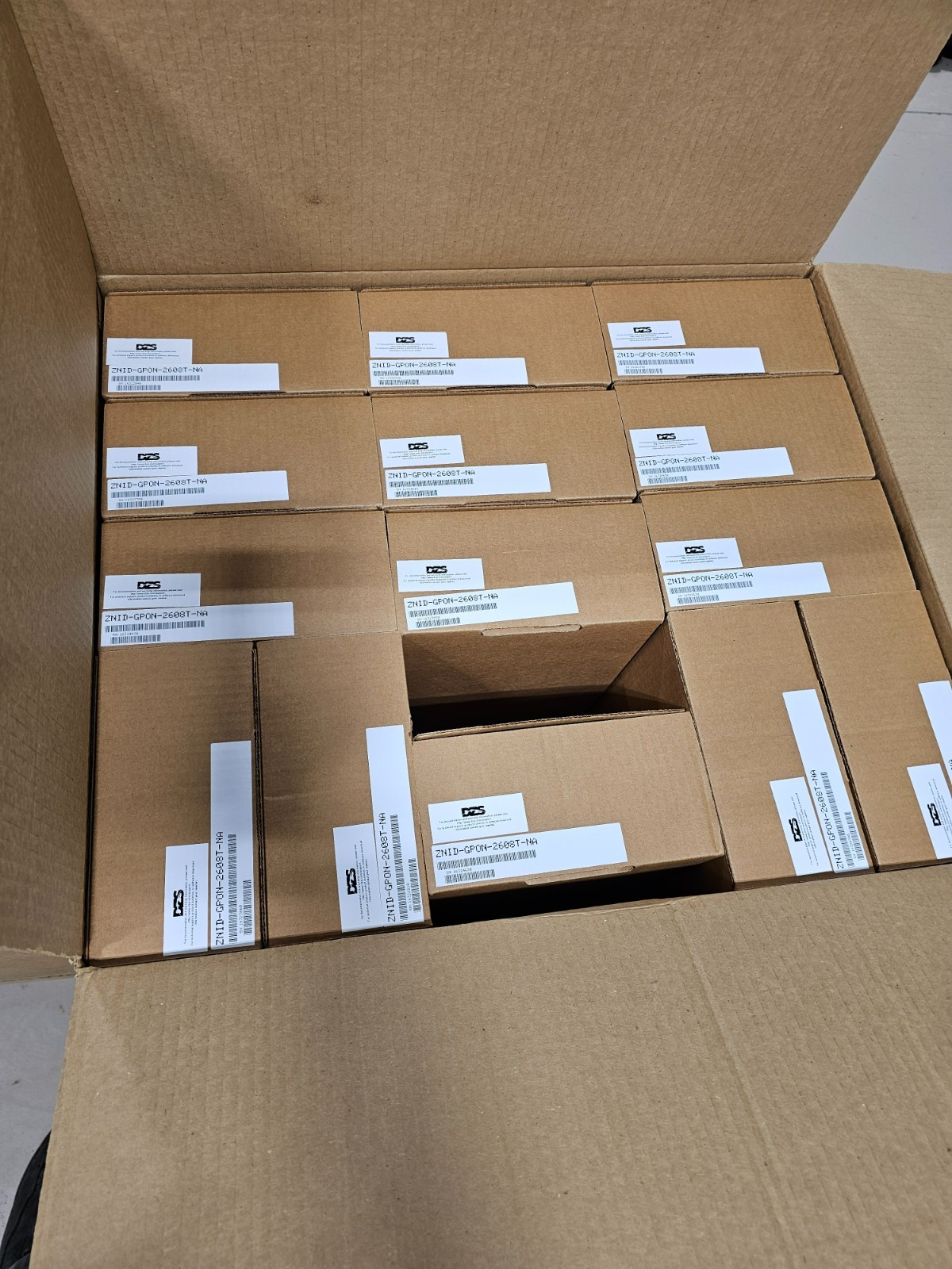 DZS ZNID-GPON-2608T-NA GPON ONT, Indoor, 0xPOTS, 8xGE POE