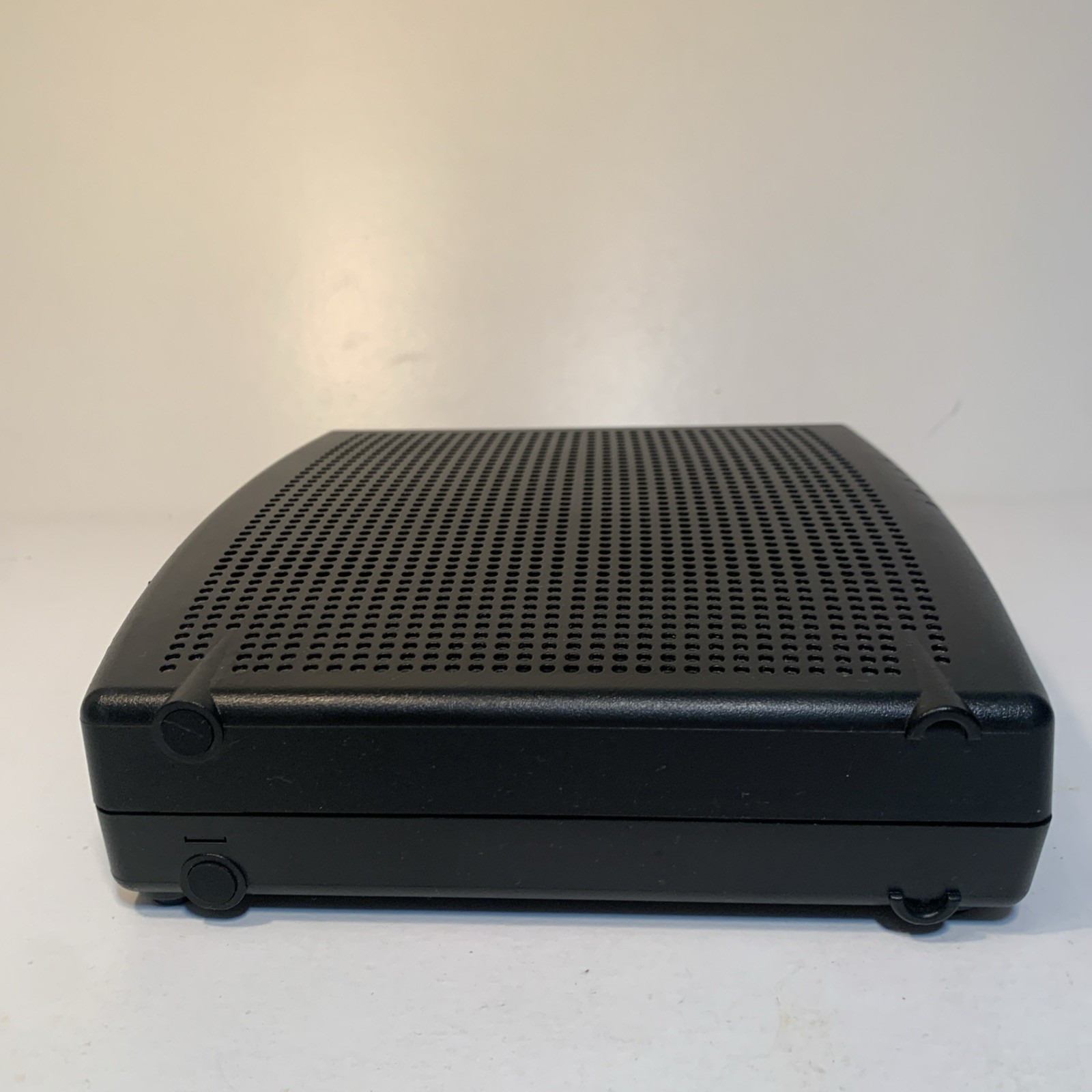 ARRIS Touchstone TM1602A Docsis 3.0 16×4 Telephony Modem **NIB**
