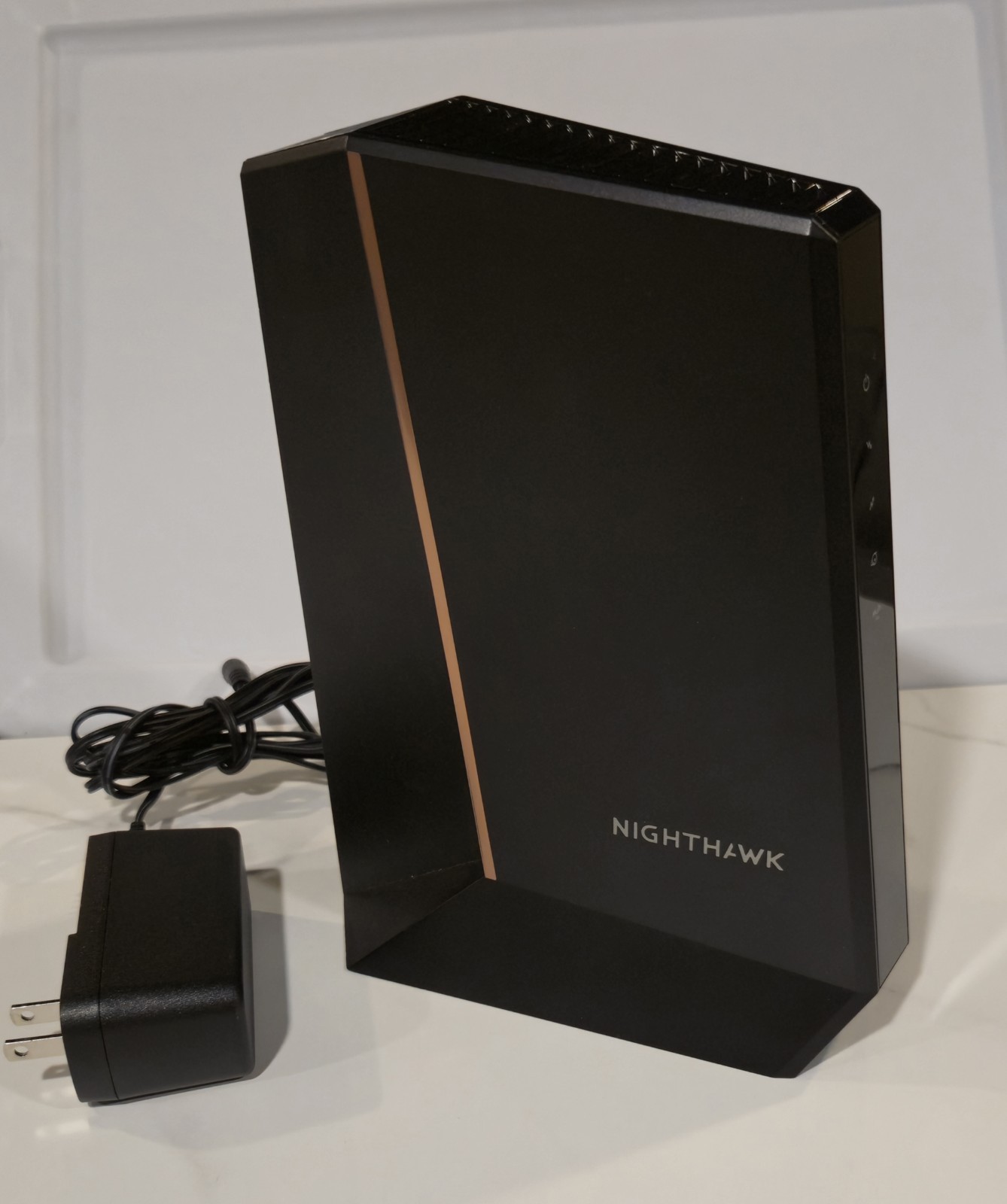 Netgear Nighthawk CM2000 2.5Gbps Cable Modem – DOCSIS 3.1