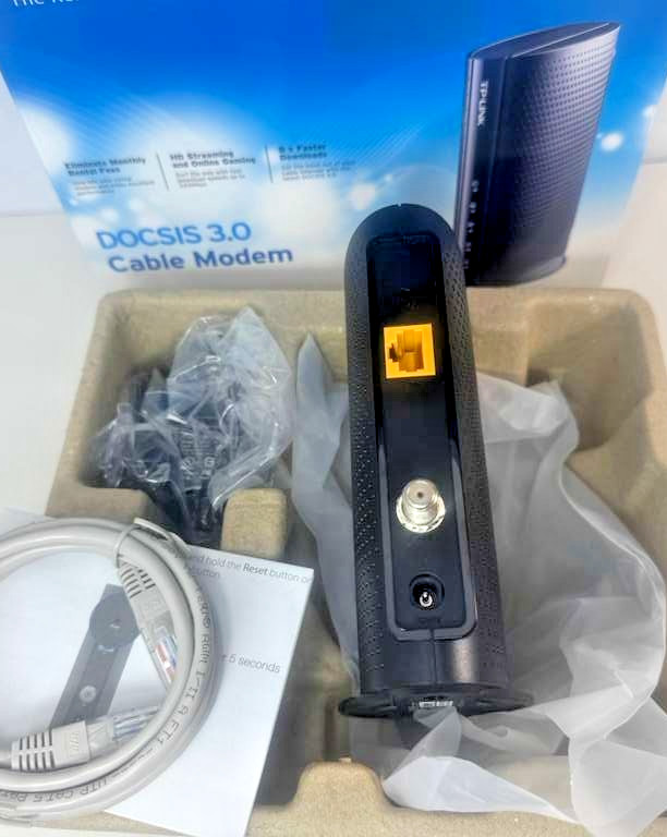 TP-Link TC-7610 300Mbps Wireless N DOCSIS 3.0 High Speed Cable Modem Gigabit