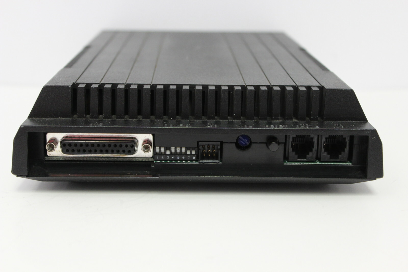 MICROCOM AX/2400C QX/4232BIS MNP CLASS 10 EXTERNAL MODEM **NO AC ADAPTER**