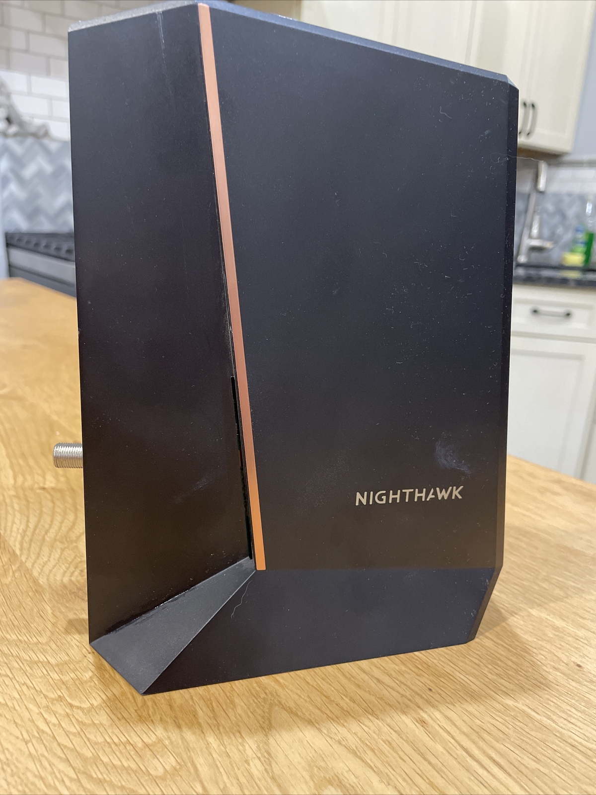 Netgear Nighthawk CM2000 2.5Gbps Cable Modem – DOCSIS 3.1