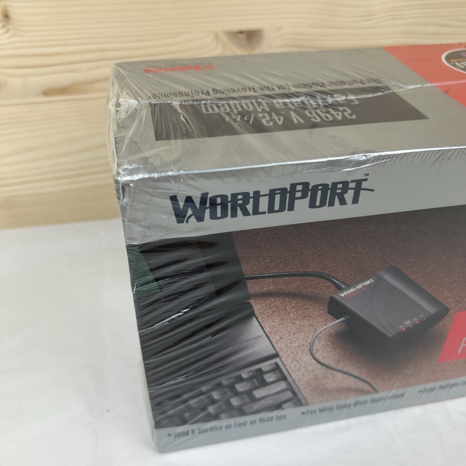 NOS WorldPort USRobotics 2496 V. 42 bis Fax/Data Modem 9600 bps – NEW Sealed