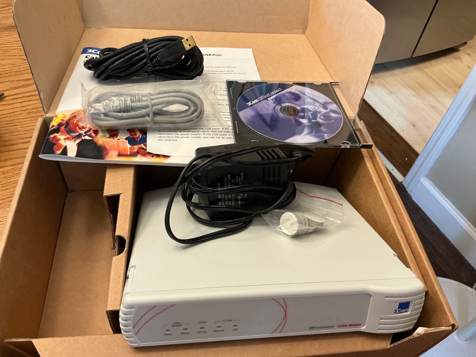 3 COM OFFICE CONNECT CABLE MODEM MODEL 3CR29210 REV AA NEW OPEN BOX