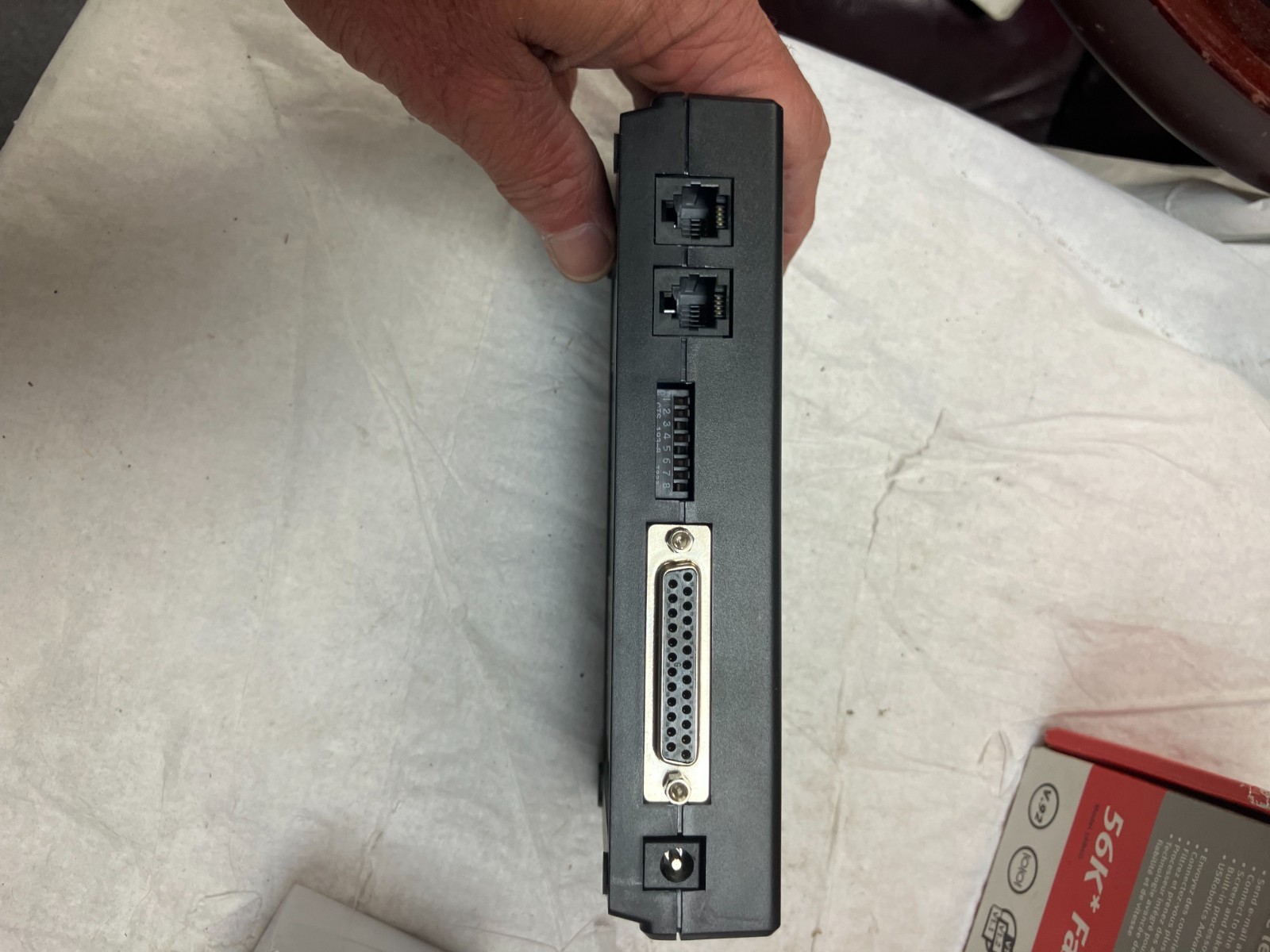 US Robotics, V.92, Model 5686G, 56K Faxmodem.